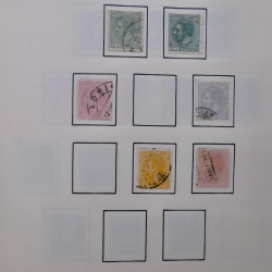 Collection timbres du monde classique neufs et oblitérés en un album.
