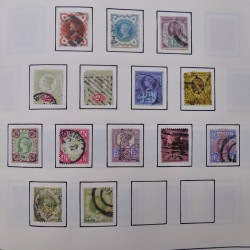 Collection timbres du monde classique neufs et oblitérés en un album.