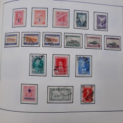 Collection timbres du monde classique neufs et oblitérés en un album.
