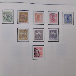 Collection timbres du monde classique neufs et oblitérés en un album.