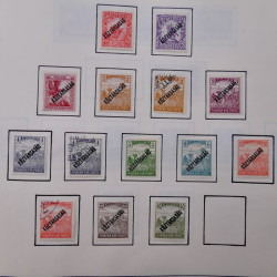 Collection timbres du monde classique neufs et oblitérés en un album.