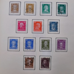 Collection timbres d'Allemagne neufs et oblitérés en un album.