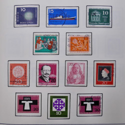 Collection timbres d'Allemagne neufs et oblitérés en un album.