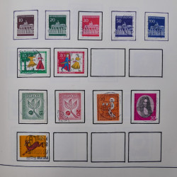 Collection timbres d'Allemagne neufs et oblitérés en un album.