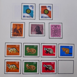 Collection timbres d'Allemagne neufs et oblitérés en un album.