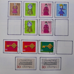 Collection timbres d'Allemagne neufs et oblitérés en un album.