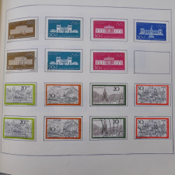 Collection timbres d'Allemagne neufs et oblitérés en un album.