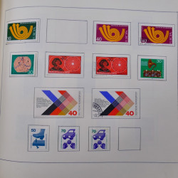 Collection timbres d'Allemagne neufs et oblitérés en un album.