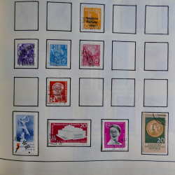 Collection timbres d'Allemagne neufs et oblitérés en un album.