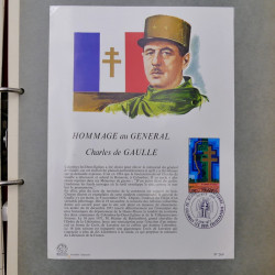 Collection commémoratifs du monde en un album.