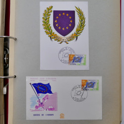 Collection commémoratifs du monde en un album.