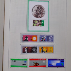 Collection timbres de Pologne neufs 1964-1979 en un album.