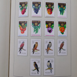 Collection timbres de Pologne neufs 1964-1979 en un album.