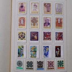 Collection timbres de Pologne neufs 1964-1979 en un album.