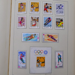Collection timbres de Pologne neufs 1964-1979 en un album.