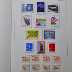 Collection timbres de Pologne neufs 1964-1979 en un album.