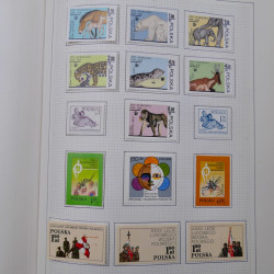 Collection timbres de Pologne neufs 1964-1979 en un album.