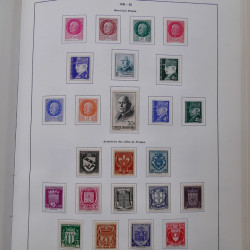 Collection timbres de France 1849-1983 neufs et oblitérés en 2 albums.