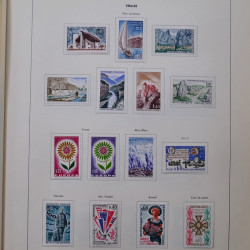 Collection timbres de France 1849-1983 neufs et oblitérés en 2 albums.