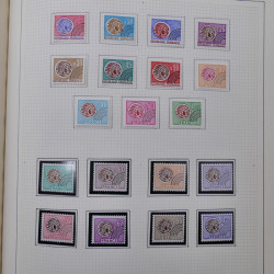 Collection timbres de France 1849-1983 neufs et oblitérés en 2 albums.