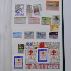 Lot de timbres de Polynésie Française neufs** 2002-2017.