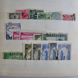 Vrac philatélique de timbres du monde en un carton.