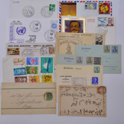 Vrac philatélique de timbres du monde en un carton.