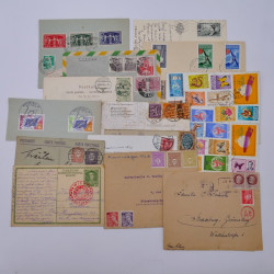 Vrac philatélique de timbres du monde en un carton.