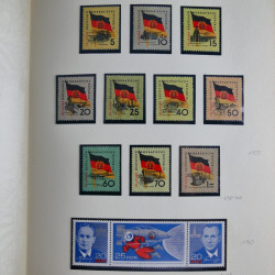 Collection timbres d'Allemagne de l'Est 1950-1978 neufs** en 2 albums.