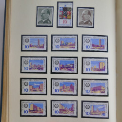 Collection timbres d'Allemagne de l'Est 1950-1978 neufs** en 2 albums.