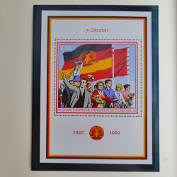 Collection timbres d'Allemagne de l'Est 1950-1978 neufs** en 2 albums.