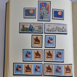 Collection timbres d'Allemagne de l'Est 1950-1978 neufs** en 2 albums.