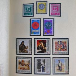 Collection timbres d'Allemagne de l'Est 1950-1978 neufs** en 2 albums.