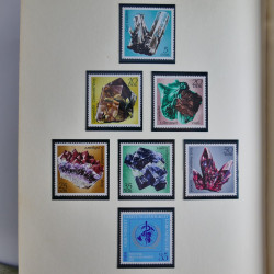 Collection timbres d'Allemagne de l'Est 1950-1978 neufs** en 2 albums.