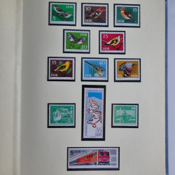 Collection timbres d'Allemagne de l'Est 1950-1978 neufs** en 2 albums.