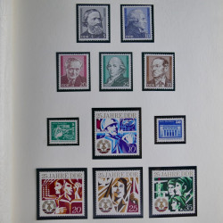 Collection timbres d'Allemagne de l'Est 1950-1978 neufs** en 2 albums.