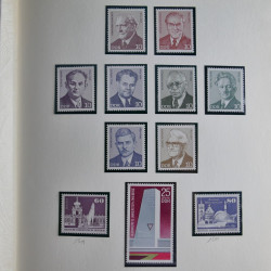 Collection timbres d'Allemagne de l'Est 1950-1978 neufs** en 2 albums.
