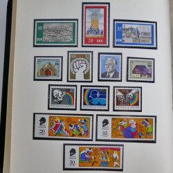 Collection timbres d'Allemagne de l'Est 1950-1978 neufs** en 2 albums.