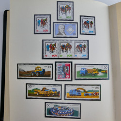 Collection timbres d'Allemagne de l'Est 1950-1978 neufs** en 2 albums.