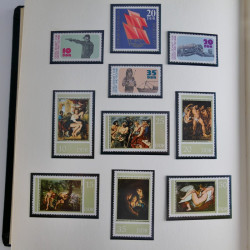 Collection timbres d'Allemagne de l'Est 1950-1978 neufs** en 2 albums.