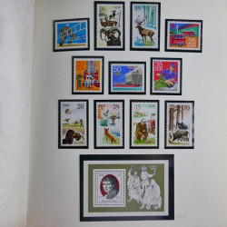 Collection timbres d'Allemagne de l'Est 1950-1978 neufs** en 2 albums.