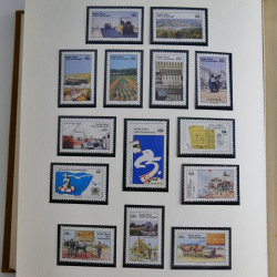 Collection timbres de Chypre Turc 1976-2006 neufs** en 2 albums.