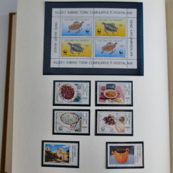 Collection timbres de Chypre Turc 1976-2006 neufs** en 2 albums.