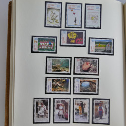 Collection timbres de Chypre Turc 1976-2006 neufs** en 2 albums.
