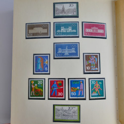 Collection timbres d'Allemagne Fédérale 1958-2002 neufs** en 3 albums.