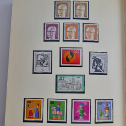 Collection timbres d'Allemagne Fédérale 1958-2002 neufs** en 3 albums.