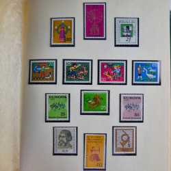 Collection timbres d'Allemagne Fédérale 1958-2002 neufs** en 3 albums.
