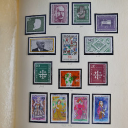 Collection timbres d'Allemagne Fédérale 1958-2002 neufs** en 3 albums.