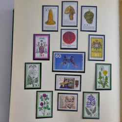 Collection timbres d'Allemagne Fédérale 1958-2002 neufs** en 3 albums.
