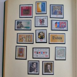 Collection timbres d'Allemagne Fédérale 1958-2002 neufs** en 3 albums.